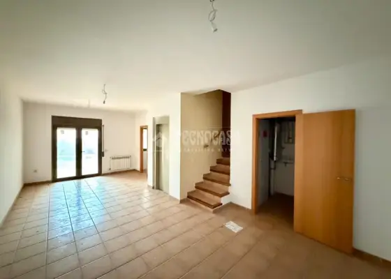 Casa en venta en Sigüenza - Sigüenza, 320.000 €, 300 m2, ref. 643258 en Sigüenza