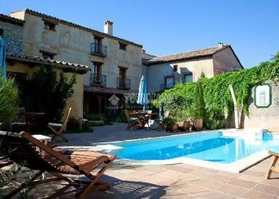 Casa en venta en Sigüenza - Sigüenza, 590.000 €, 502 m2, ref. 640772 en Sigüenza