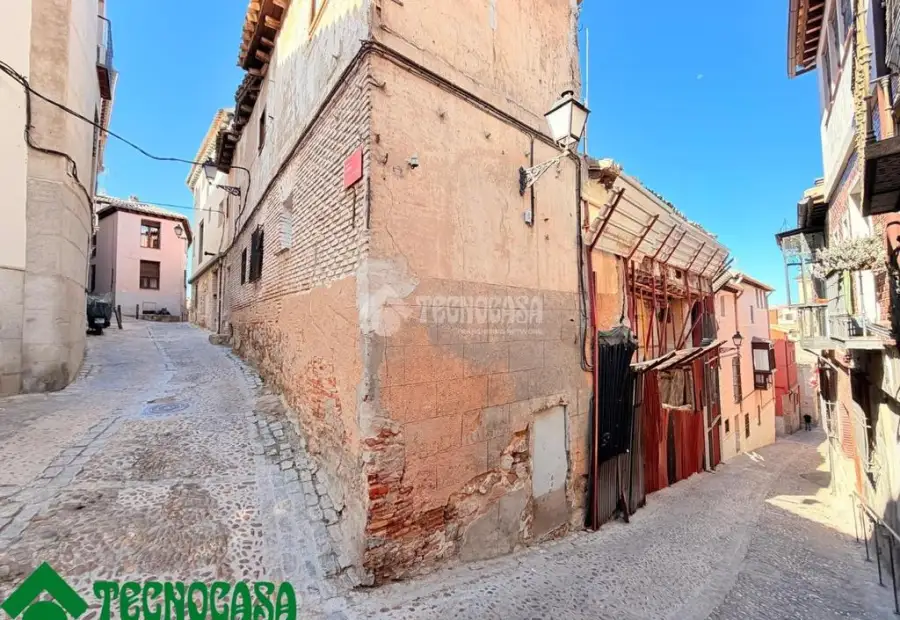 Casa en venta en Toledo - Casco Histórico, 360.000 €, 867 m2, ref. 666735 en Toledo