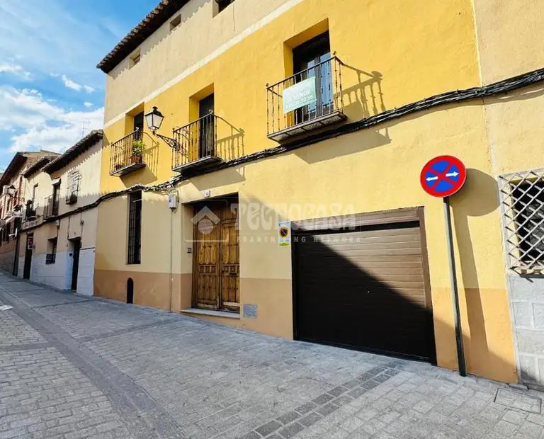 Casa en venta en Toledo - Casco Histórico, 699.900 €, 420 m2, ref. 650784 en Toledo