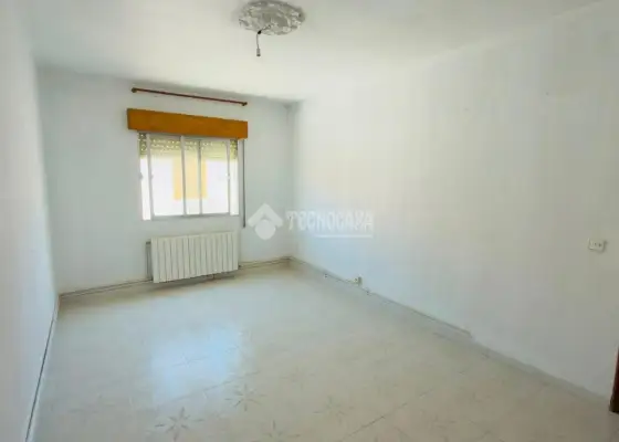 Casa en venta en Villamuelas - Villamuelas, 105.000 €, 268 m2, ref. 665211