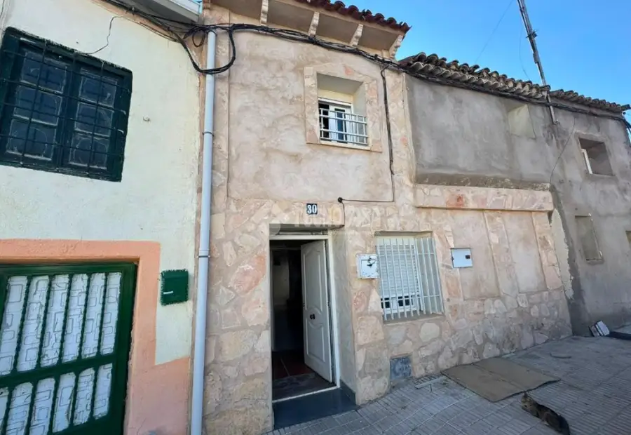 Casa en venta en Villarrubio - Villarrubio, 82.900 €, 211 m2, ref. 667466 en Villarrubio
