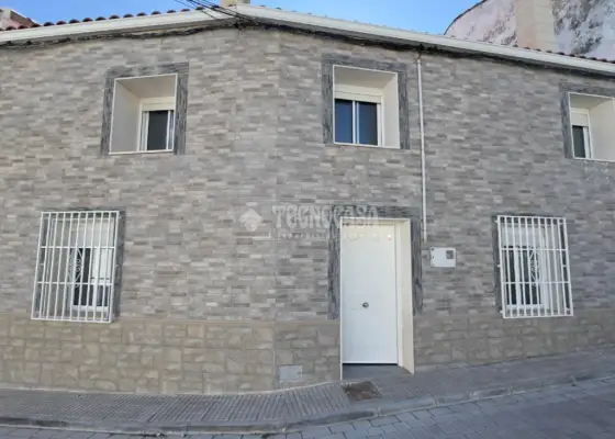 Casa en venta en Villarrubio - Villarrubio, 93.900 €, 176 m2, ref. 655332 en Villarrubio