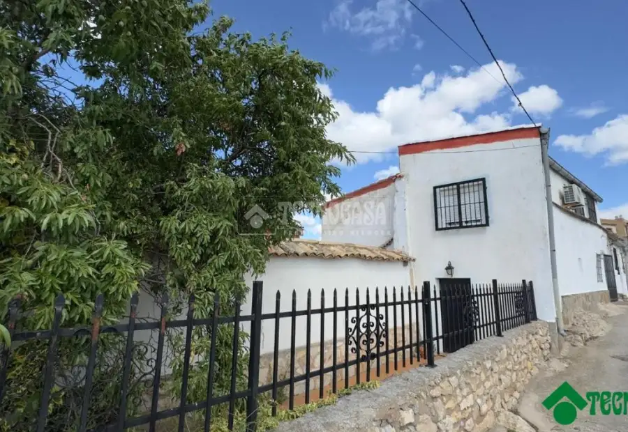 Casa en venta en Zafra De Záncara - Zafra De Záncara, 43.900 €, 97 m2, ref. 658244 en Zafra de Záncara
