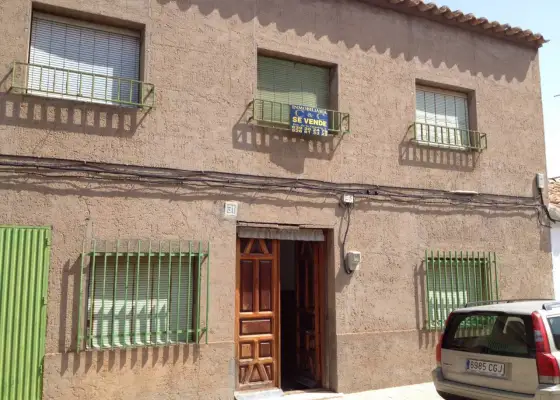 Casa en venta para reformar o tirar en Membrilla