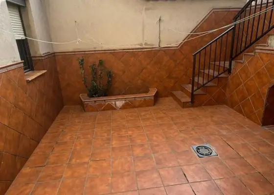 CASA en ZONA POBLADO para ENTRAR A VIVIR en Puertollano