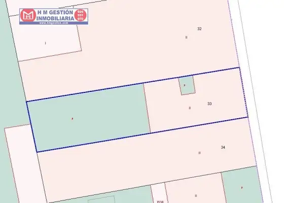 CASA PARA ENTRAR A VIVIR CON 318 m2 DE PARCELA Y PATIO DE 175m2 en Alcázar de San Juan