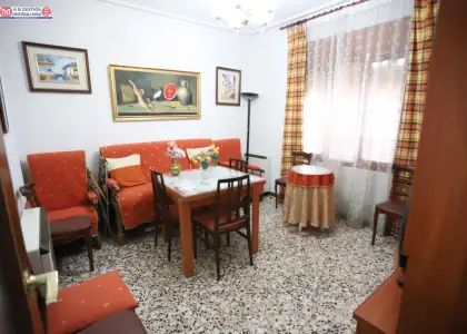 Casa totalmente equipada para entrar a vivir en el centro de Quero en Quero