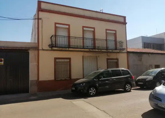 Casa unifamiliar en venta en Manzanares