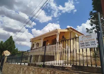 Chalet adosado en venta en Caserío de Casas Blancas en Ruidera