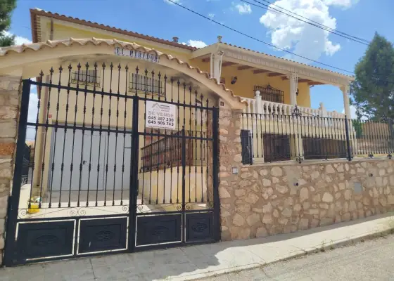 Chalet adosado en venta en Caserío de Casas Blancas en Ruidera