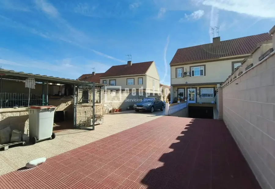 Chalet en venta en Calle de Rodríguez de la Fuente, Ventas de Retamosa, Las, Toledo en Ventas de Retamosa, Las