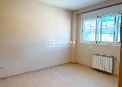 Chalet en venta en Calle los Alisos, Distrito Único, Azuqueca de Henares, Guadalajara en Azuqueca de Henares