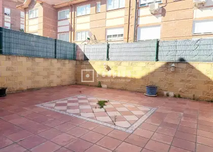 Chalet en venta en Calle los Alisos, Distrito Único, Azuqueca de Henares, Guadalajara en Azuqueca de Henares