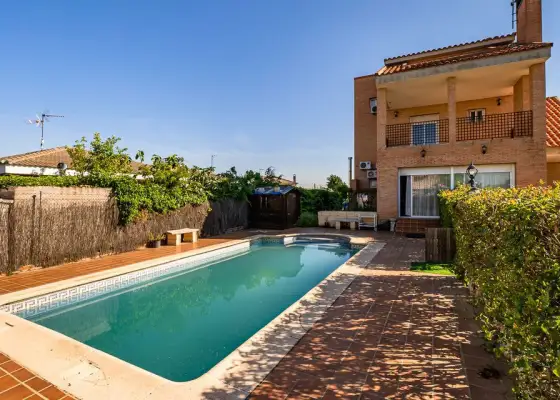 Chalet en venta en Calypo Fado, Casarrubios del Monte, Toledo en Casarrubios del Monte