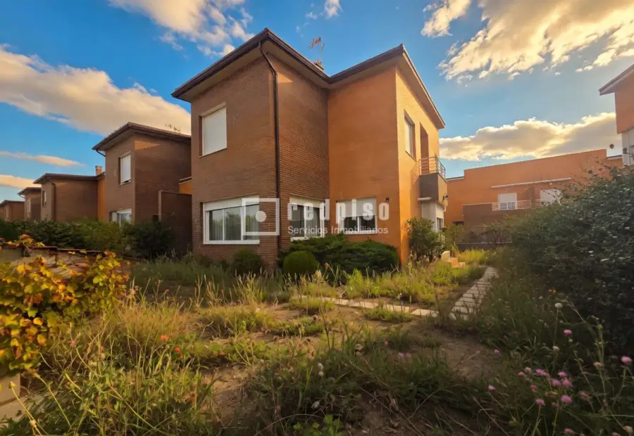 Chalet en venta en Camarena, Toledo en Camarena