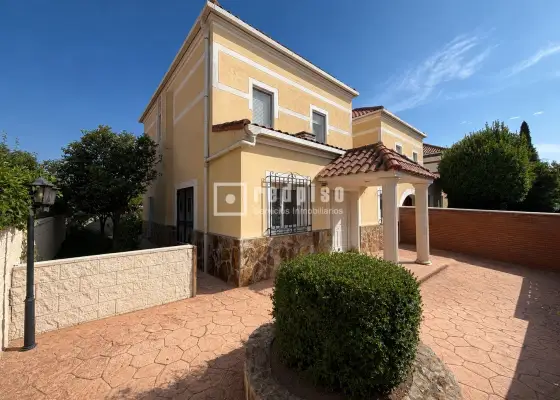 Chalet en venta en Distrito Único, Cabanillas del Campo, Guadalajara en Cabanillas del Campo