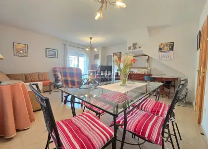 Chalet en venta en Pioz, Guadalajara en Pioz