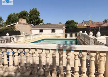 Chalet en venta en Urbanizacion Privada en Albacete