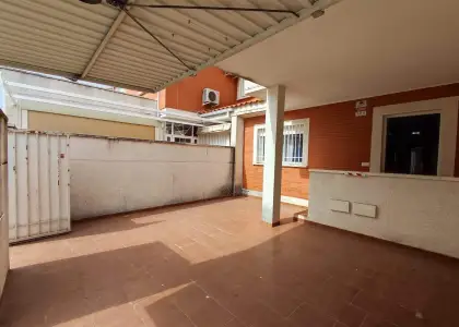 Chalet pareado en venta en calle Igualdad en Miguelturra