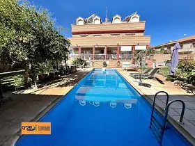 Chalet Pareado Venta Nuevo Valdepeñas, Valdepeñas en Valdepeñas