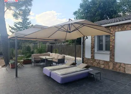 Chalet reformado totalmente amueblado con piscina y patio de 700 metros en Alcázar de San Juan