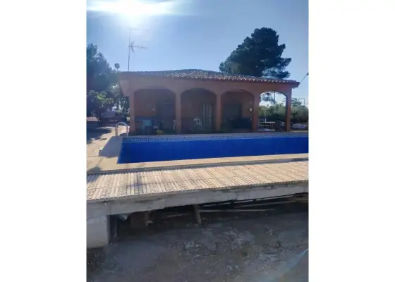 Chalet rústico en venta en Manzanares