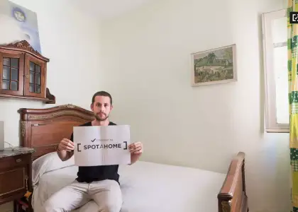 Cómoda habitación en apartamento de 2 dormitorios en Fuente del Berro en Madrid
