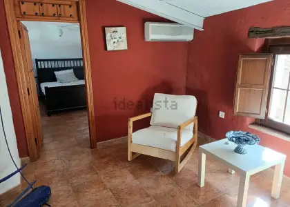 Conjunto Rural con Licencia Turística y Jardín de 200m² en el Centro de Fuencaliente en Fuencaliente