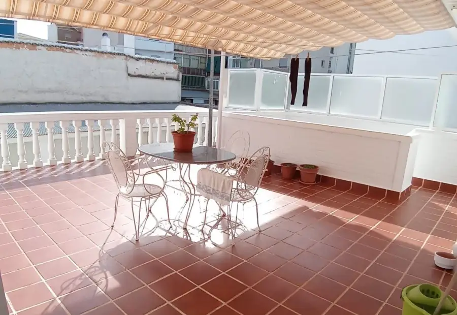 Edificio con tres viviendas en el centro de Tomelloso en Tomelloso