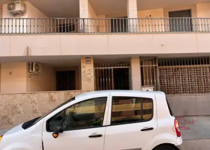 Edificio residencial en venta en Herencia, Calle Los Molinos, de 639 m2 con 3 dormitorios y baño por 301.500 €, Ref. 0461 en Herencia