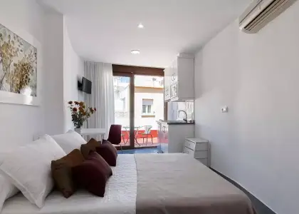 Estudio en piso compartido en Alicante- Solo chicas en Alicante (Alacant)