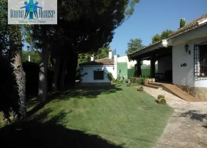 Exclusiva parcela en Urbanización Aguasol Albacete en Albacete