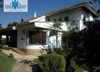 Exclusiva parcela en Urbanización Aguasol Albacete en Albacete