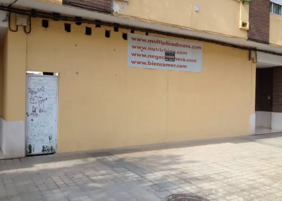 GANGA Local comercial de nueva construcción en venta en Manzanares