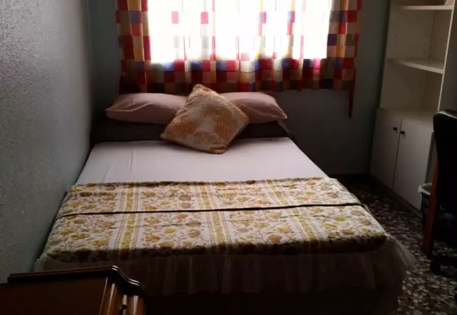 Habitación en piso compartido de 1 dormitorio en alquiler en Murcia en Murcia