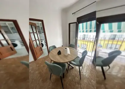 Habitación en piso compartido de 2 dormitorios en alquiler en Angustias-Chana-Encina. en Granada