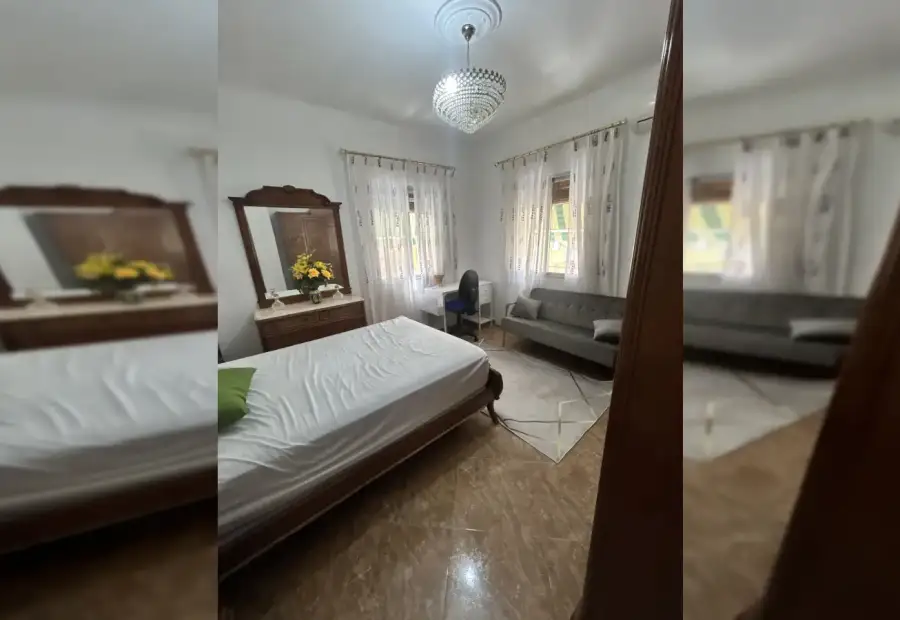 Habitación en piso compartido de 2 dormitorios en alquiler en Angustias-Chana-Encina. en Granada