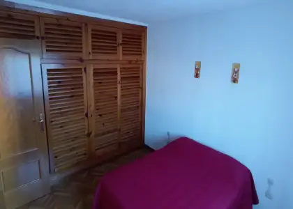 Habitación en piso compartido de 2 habitaciones en Bargas, gastos incluidos, solo mujeres, profesionales. en Toledo