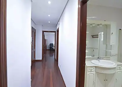 Habitación en piso compartido de 2 habitaciones en Santander, solo para estudiantes. en Santander