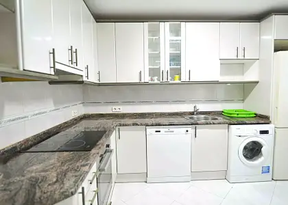 Habitación en piso compartido de 2 habitaciones en Santander, solo para estudiantes. en Santander
