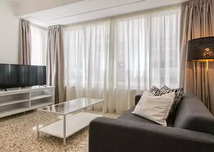 Habitación en piso compartido de 3 habitaciones en Alicante, ideal para mujeres. en Alicante (Alacant)