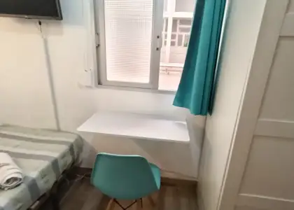 Habitación en piso compartido de 3 habitaciones en alquiler en Zapillo, perfecta para profesionales y estudiantes. en Almería