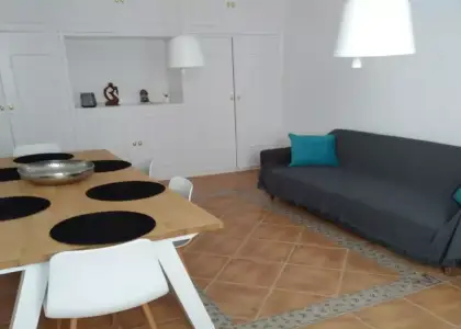 Habitación en piso compartido de 3 habitaciones en alquiler en Zapillo, ideal para estudiantes. en Almería