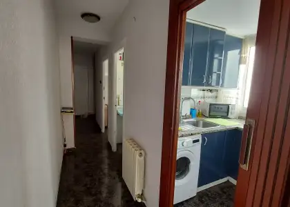 Habitación en piso compartido de 4 habitaciones en alquiler en Zaragoza perfecta para estudiantes. en Zaragoza