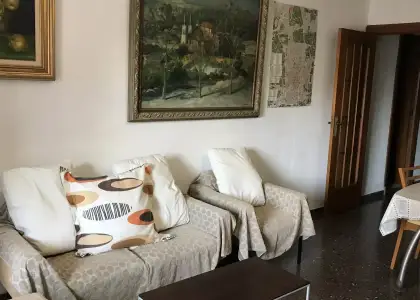 Habitación en piso compartido de 4 habitaciones en Murcia, ideal para profesionales y estudiantes. en Murcia