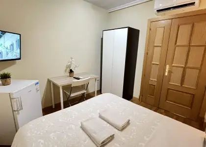 Habitación en piso compartido de 4 habitaciones en Seseña, solo para profesionales. en Toledo