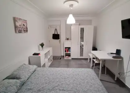 Habitación en piso compartido de 4 habitaciones para estudiantes en alquiler en Zaragoza en Zaragoza