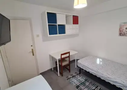 Habitación en piso compartido de 4 habitaciones para estudiantes en alquiler en Zaragoza en Zaragoza