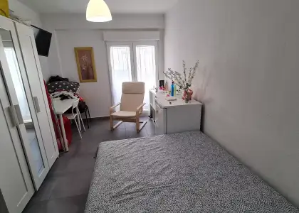 Habitación en piso compartido de 4 habitaciones para estudiantes en alquiler en Zaragoza en Zaragoza